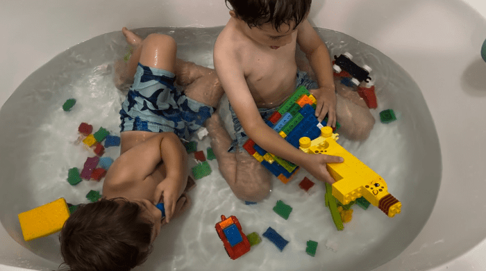 fun lego bath activity for preschoolers